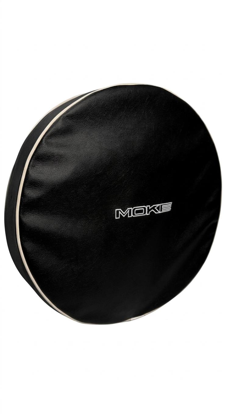 Moke : logo embroidered wheel cover (black)