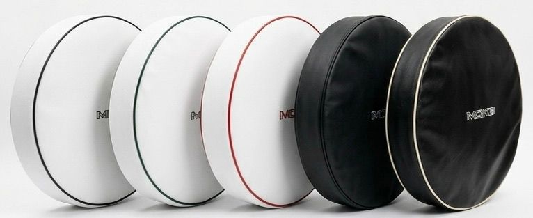 Moke : logo embroidered wheel cover (black)